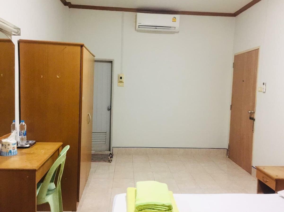 Cathay Guesthouse Hat Yai Exterior foto
