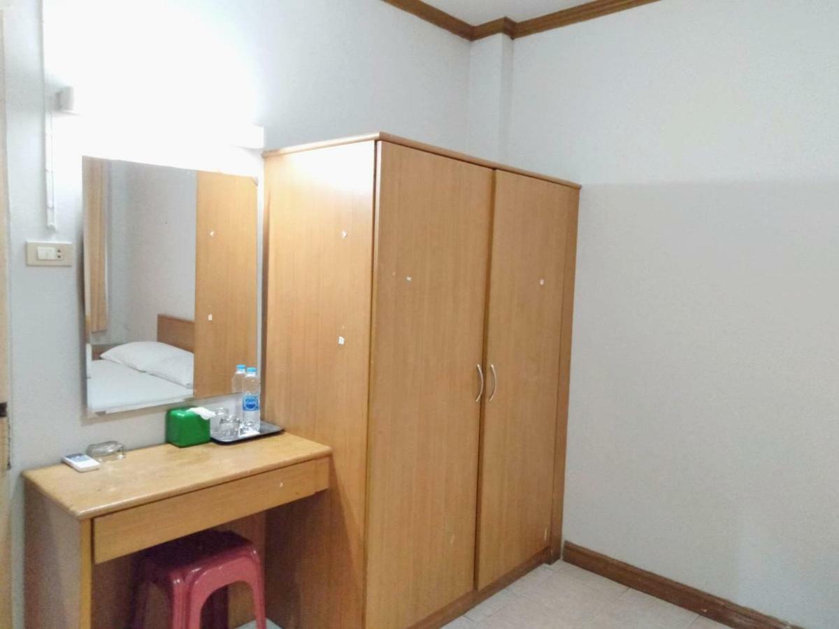 Cathay Guesthouse Hat Yai Exterior foto